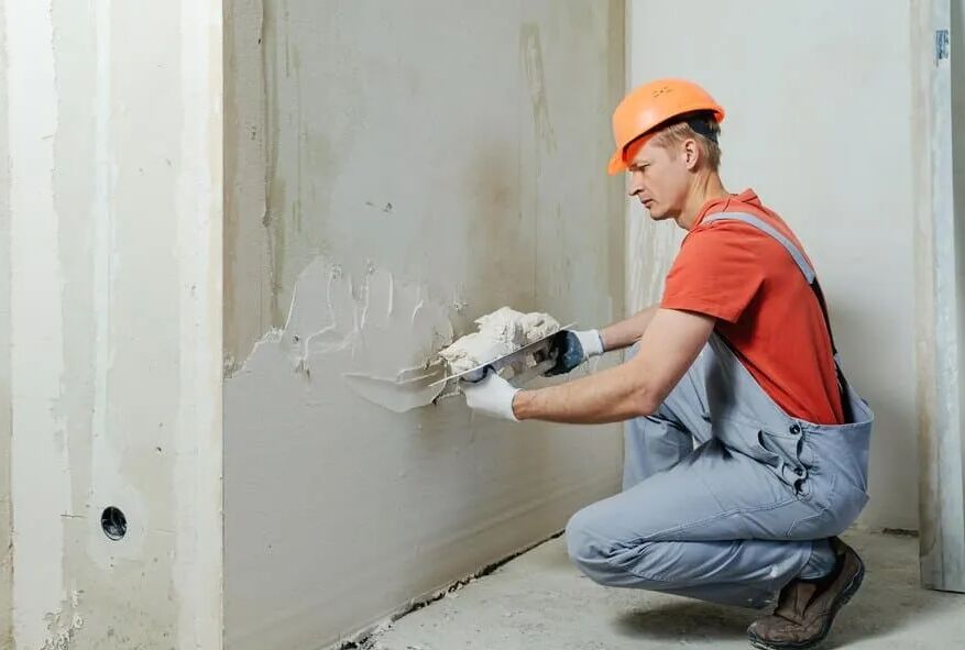 Як уникнути помилок при штукатурці стін